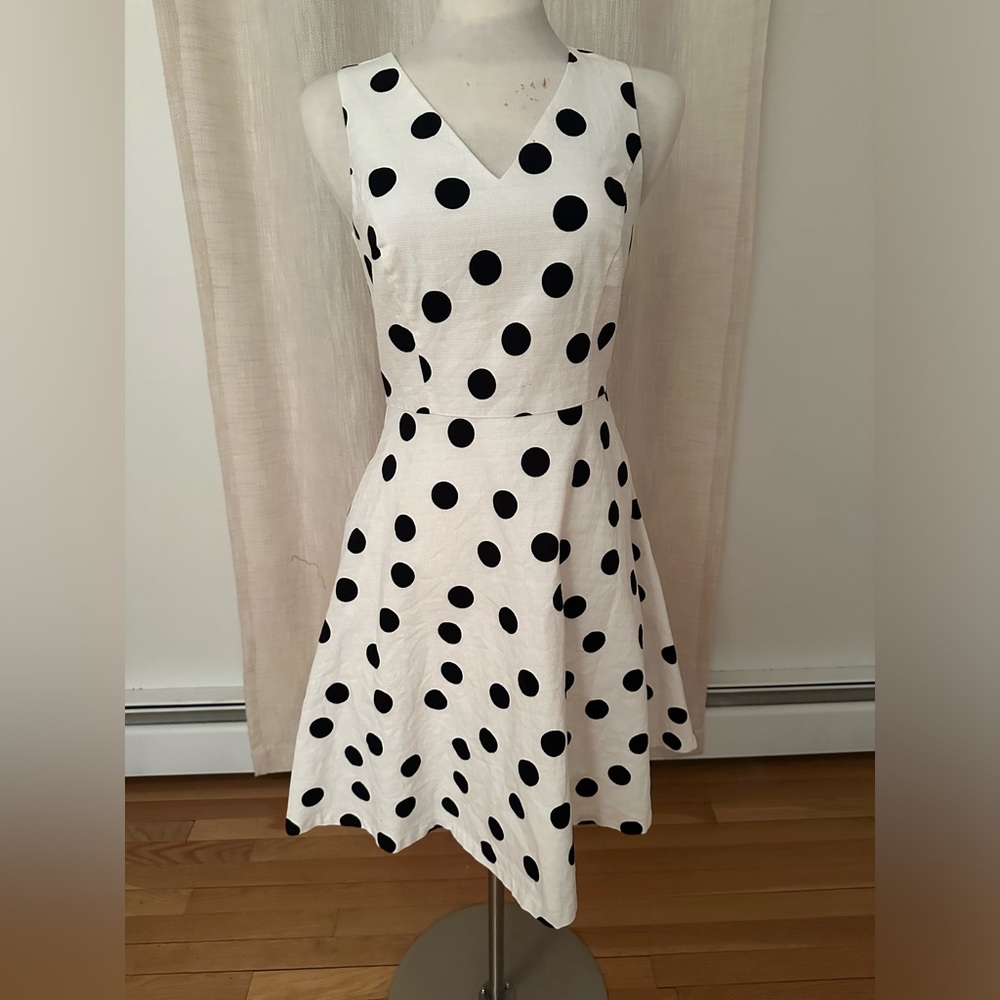 White House Black Market Polkadot Dress 👗 🤍🌟
